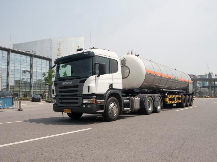 Scania P380 6x2 2004 года  (фото 3 из 6)